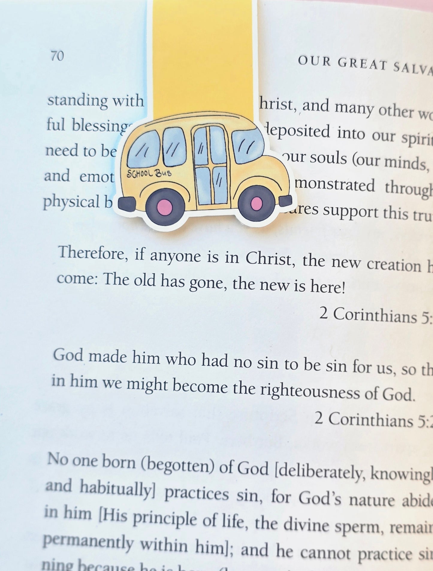 Bus Magnetic Bookmark