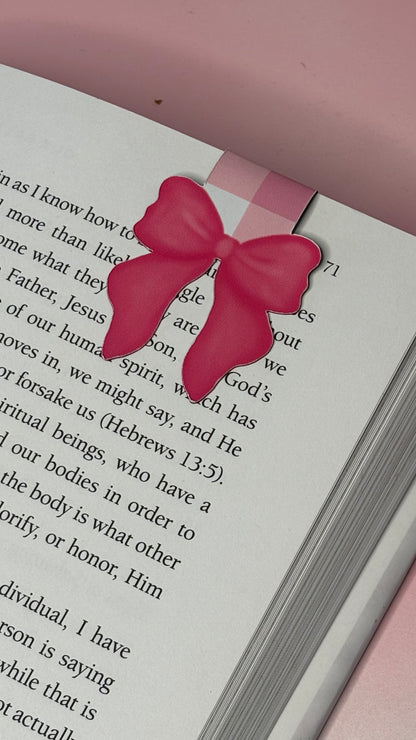 Pinkbow Magnetic Bookmark